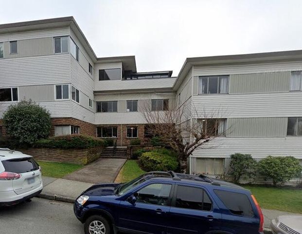 YORK PLAZA | 1615 Vine Street, Vancouver - Photo 1
