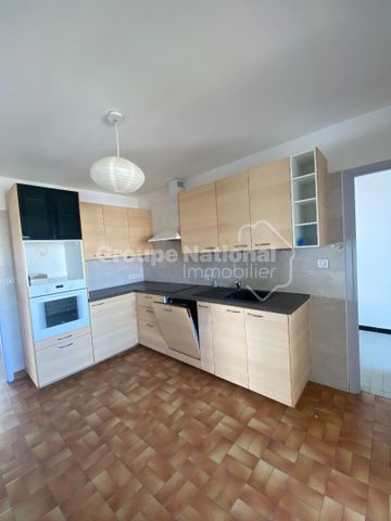 APPARTEMENT A LOUER MONTELIMAR 5 PIECES 132 M² - Photo 4