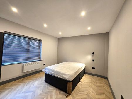 Studio to rent - Photo 2