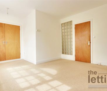 Baker Street, Enfield, Middlesex, EN1 3LF - Photo 1