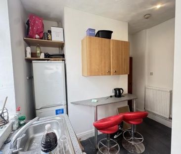 2 bedroom house to rent - Photo 3