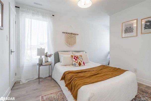 For Lease - 1 Edward Street Unit# UPPER, Hamilton, Ontario - Photo 1