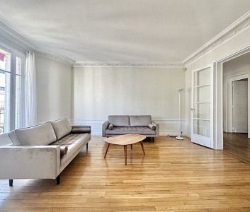 Appartement • Auteuil Nord - Photo 1