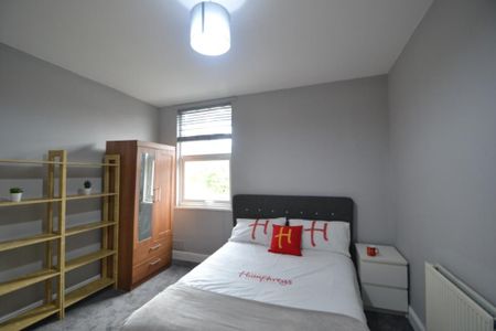 3 bedroom detached house to rent - Photo 3