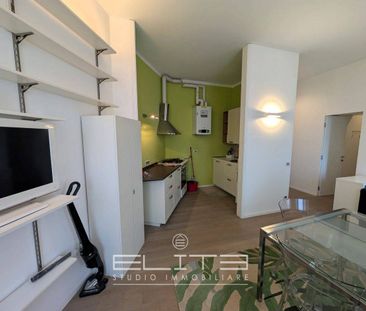 Bilocale via Enrico Cialdini, Capodimonte, Ancona - Photo 1