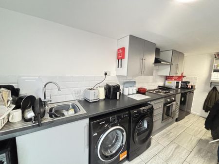 3 bedroom house to rent - Photo 3