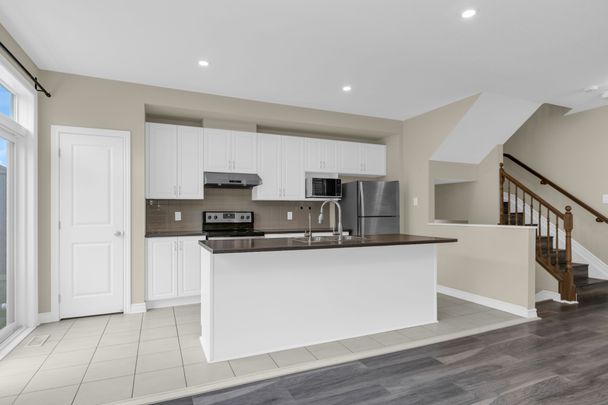For Lease - 940 Kilbirnie Drive, Barrhaven, Ontario - Photo 1