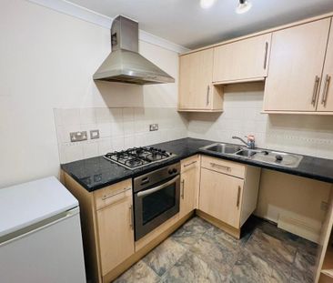 Queens Gardens, EASTBOURNE - Photo 4