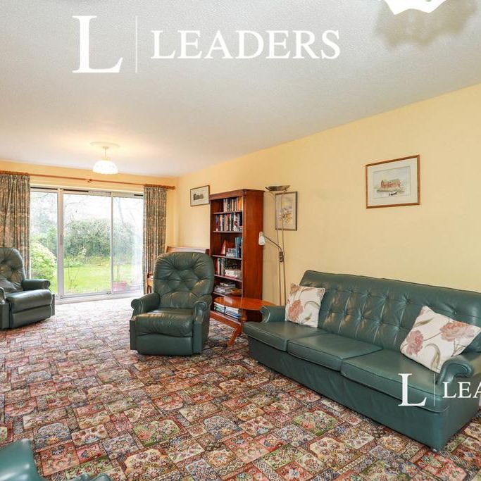 4 bedroom detached house to rent - Photo 1