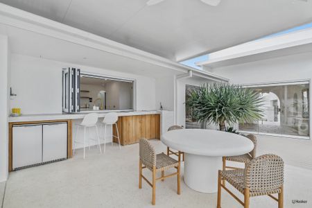 Resort-Style Luxury Meets Effortless Coastal Living - 'Casa Palma' - Photo 4