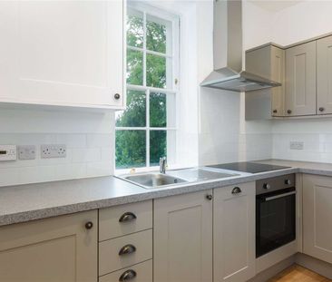 Duplex apartment in stunning Grade II listed building in central Tu... - Photo 2