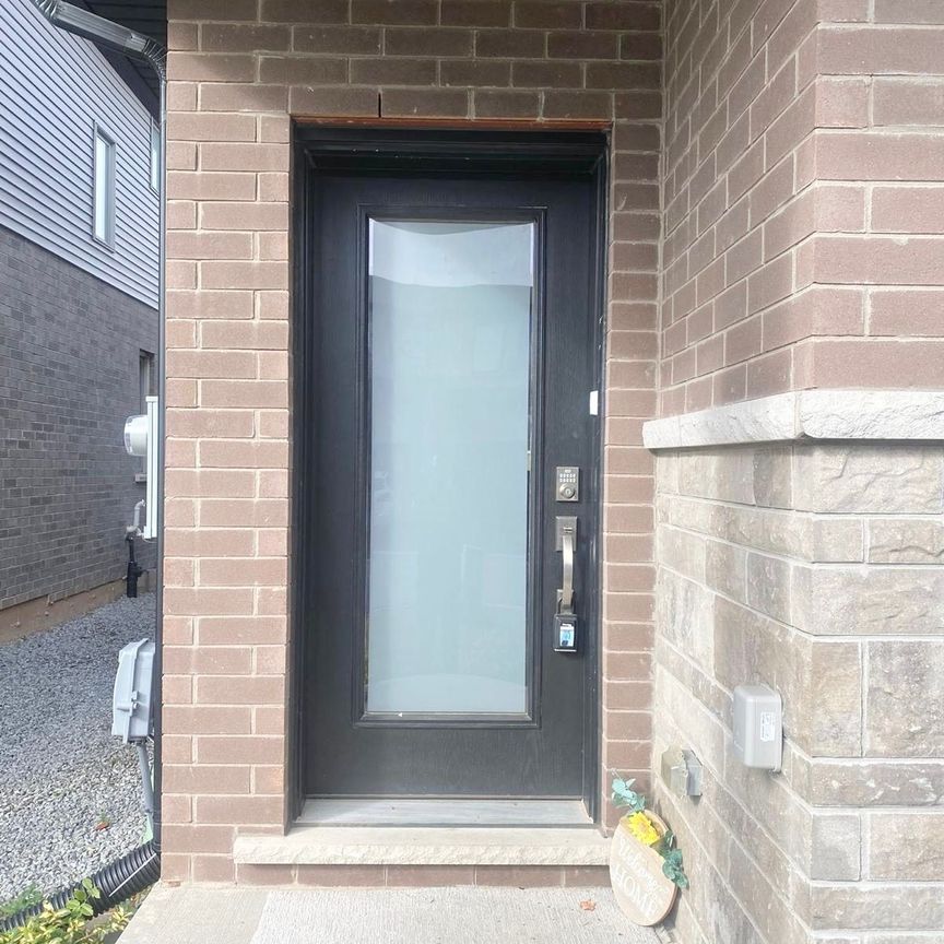 For Lease - 4552 Portage Road Unit# 59, Niagara Falls, Ontario - Photo 1