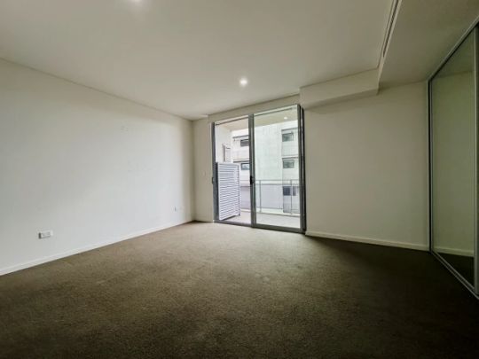 456 Gardeners, Sydney - Photo 1