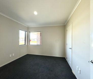 3 Bedroom - Photo 1