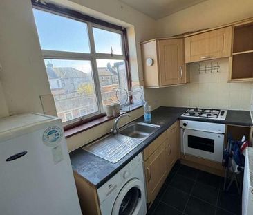 Kingswood, London, IG3 - Photo 6