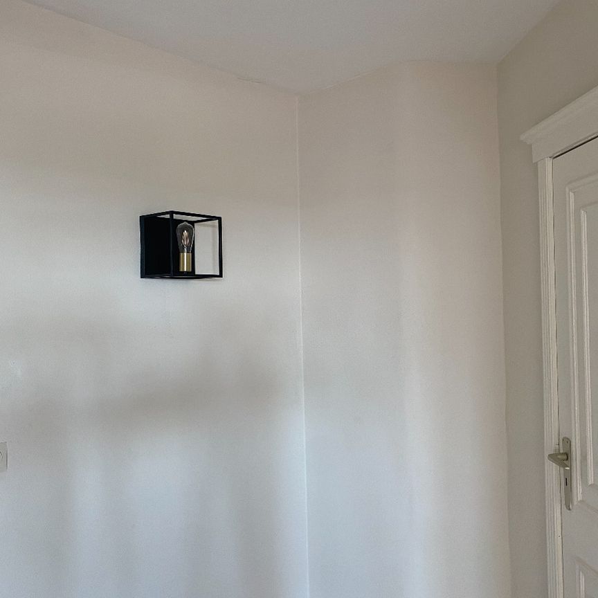 Ruim appartement met 3 slaapkamers te huur centrum Waregem - Photo 1