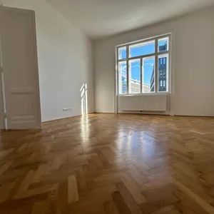 TRAUMHAFTES SANIERTES ALTBAUBÜRO NÄHE ROCHUSMARKT! - Photo 3
