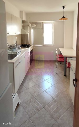 Apartament 3 camere, spațios, luminos și liniștit, cu vedere spre parc - Fotografie 2