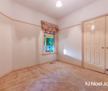 1A Menin Road, NUNAWADING - Photo 3