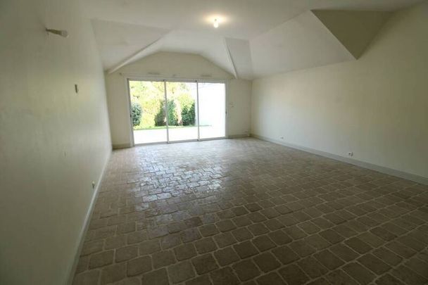 Maison 5 pièces - - Photo 1