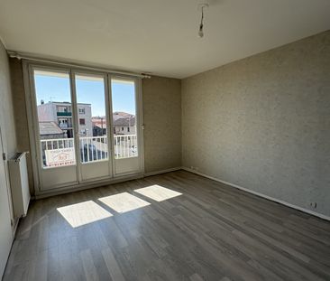 Location Appartement 4 pièces 79m² GERZAT 63360 - Photo 6