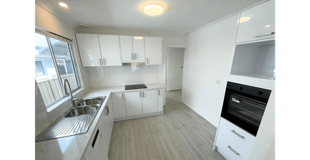 ​Newly renovated ​Home with the Ultimate Beachside Lifestyle! - Photo 4