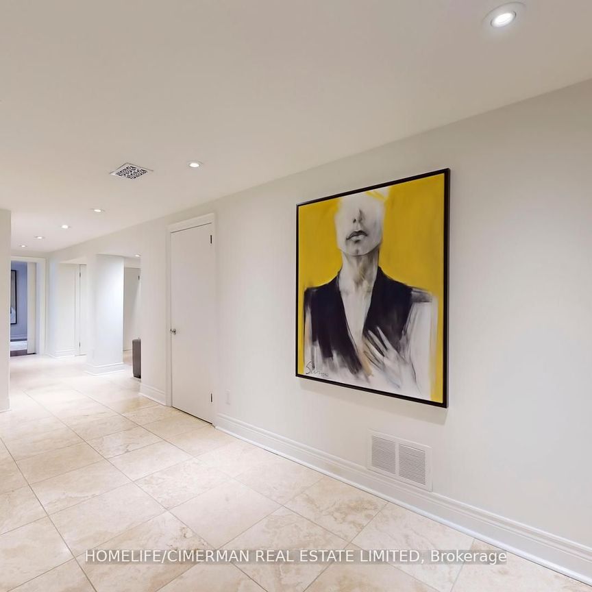 For Lease - 386 Kerrybrook Drive, Richmond Hill, Ontario - Photo 1