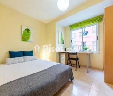 Piso en alquiler en San Antón - Photo 3