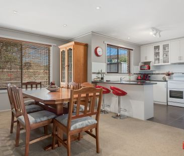 24 Manuka Drive - Photo 3