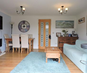4 bedroom house to rent Caroline Way, Sovereign Harbour North, East... - Photo 1