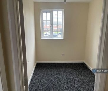 3 bedroom terraced house to rent - Photo 4