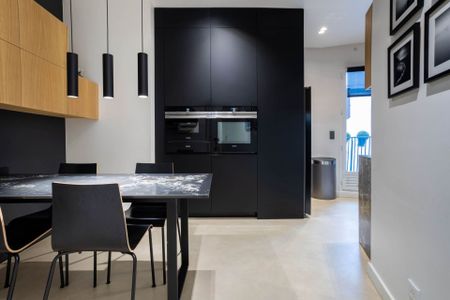 Location Appartement de luxe Paris 17 5 Pièces 193 m² - Photo 5