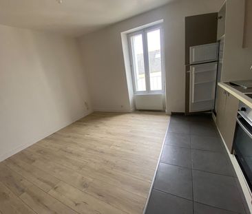 Location Appartement 1 pièce 25m² - Photo 2
