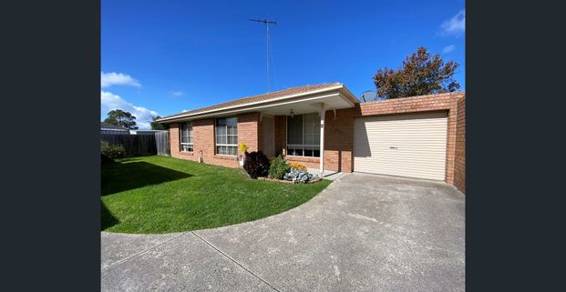 Two Bedroom Unit Close to Everything - Photo 1