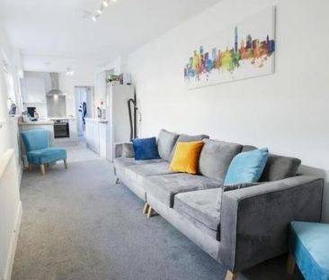 5 bedroom house to rent - Photo 1