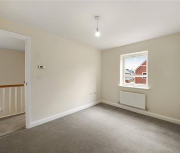 4 bedroom detached house to rent - Photo 6