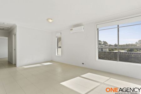 2 Braford Avenue, Elizabeth Hills, NSW 2171 - Photo 4