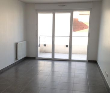 location Appartement T2 DE 45.35m² À PONTAULT COMBAULT - Photo 3
