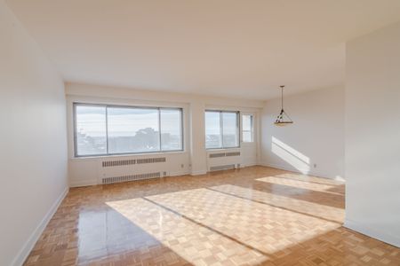 3555 Cote-des-Neiges Road - Photo 3