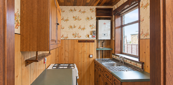 2 bedroom terraced house to rent - Photo 2