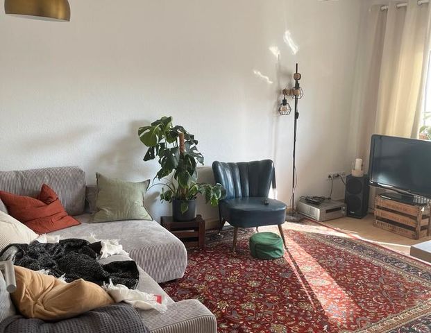 2,5-Zimmer-Wohnung mit Südbalkon - Foto 1