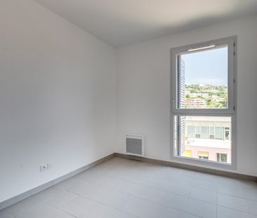 location Appartement T3 DE 57.19m² À NICE - Photo 1