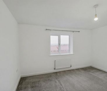 2 bedroom semi-detached house to rent - Photo 3