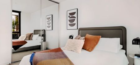 2 Bed 2 Bath with Study - Unfurnished - Photo 2