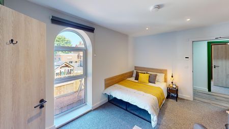 Flat 2, Commercial Point, NG9 2NG, NOTTINGHAM - Photo 5