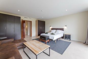 FANTASTIC LUXURIOUS VILLA IN MARBELLA