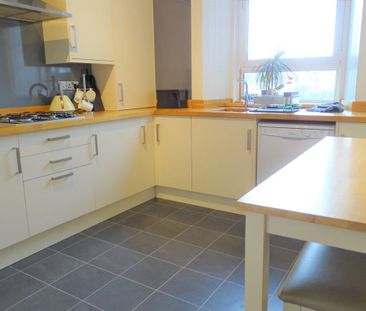 1 Bed Flat - Photo 5