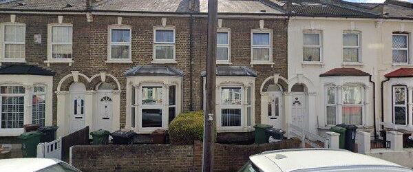 Room in a Shared House, Etchingham Road, E15 - Photo 1