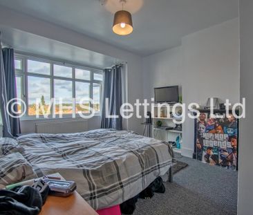 32 St. Chads View, Leeds, LS6 3PE - Photo 1