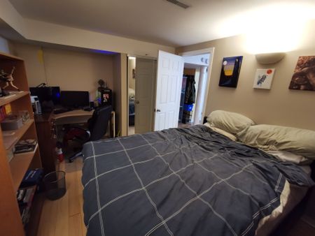 For Lease - 296 GLEN HILL Drive, Whitby, Ontario - Photo 3